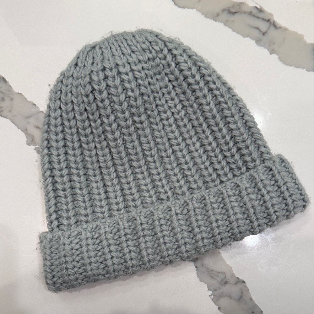 Cozy‎ Gray Knit Beanie